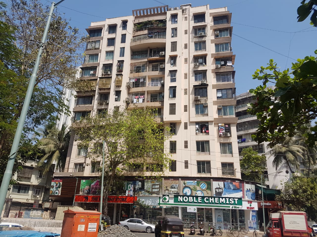 Main - Mahran, Juhu